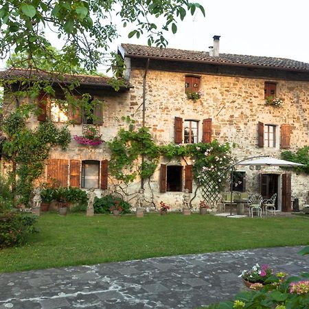 B&B La Casa Del Sole Manzano Exterior photo